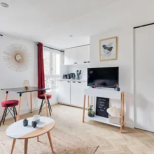 Appartement D'architecte Proche Arc Triomphe -2p, Paris