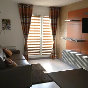 https://les-platanes-toulouse.midi-pyreneeshotels.com
