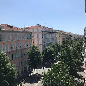 ellenőrizze a rendelkezésre állást