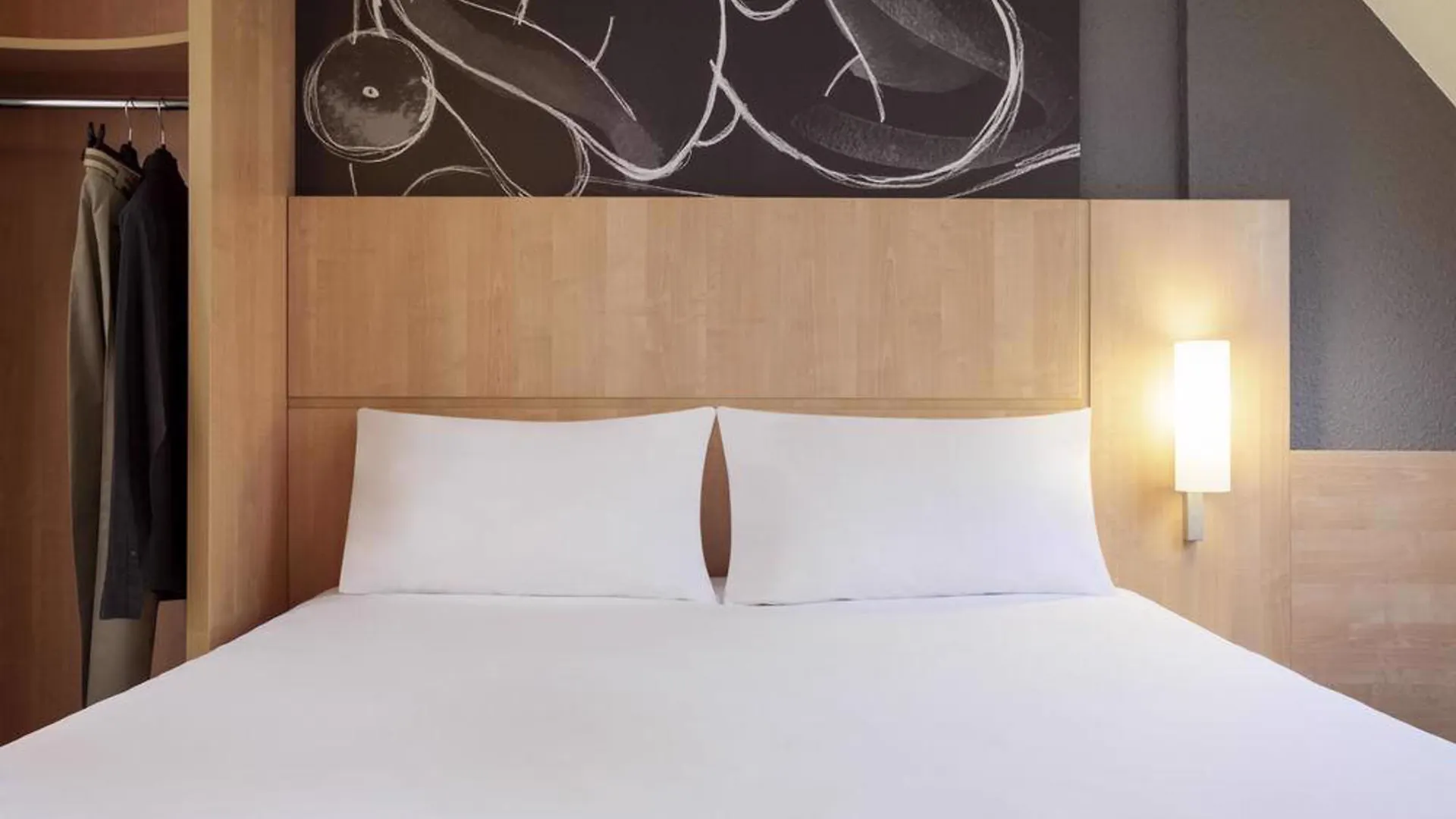 Ibis Maine Montparnasse Hotel Paris