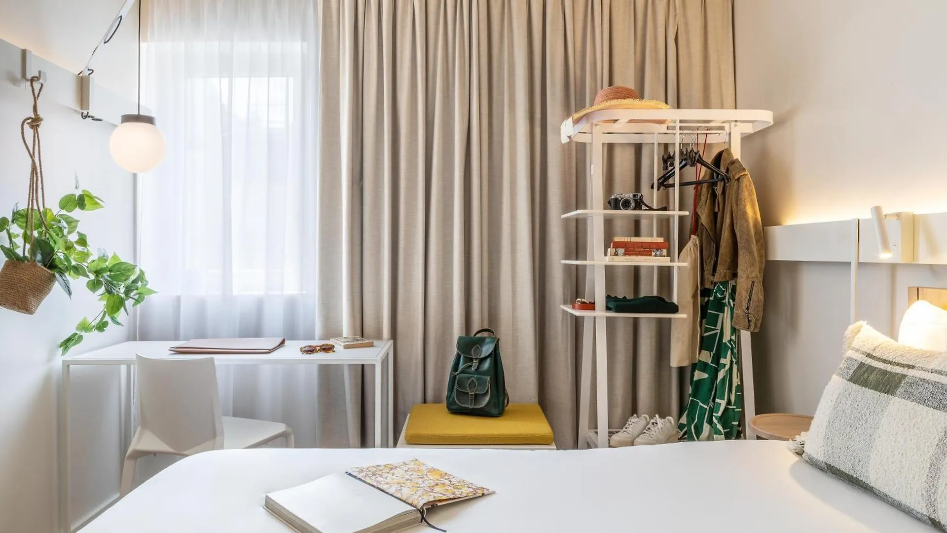 ***  Hotel Ibis Maine Montparnasse Paříž Francie