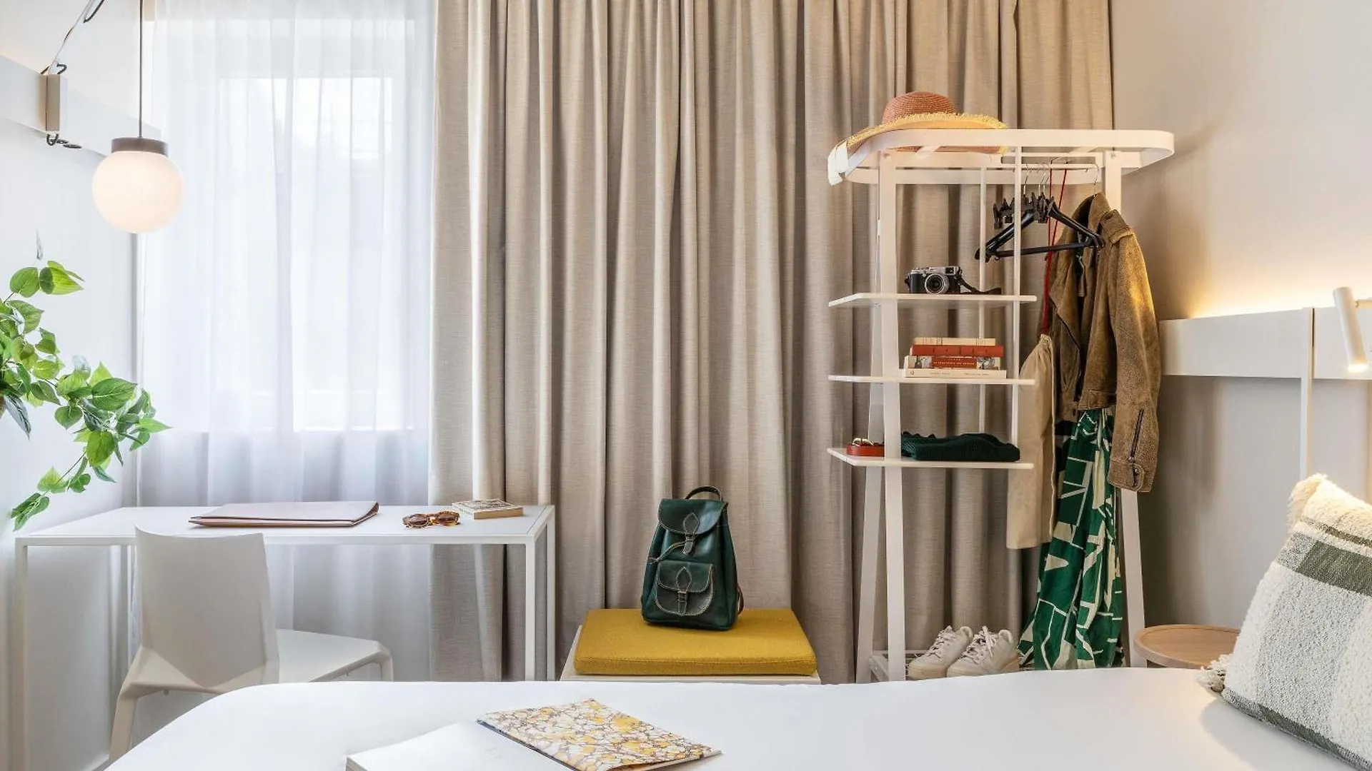 Hotel ibis Maine Montparnasse à Paris 3*,